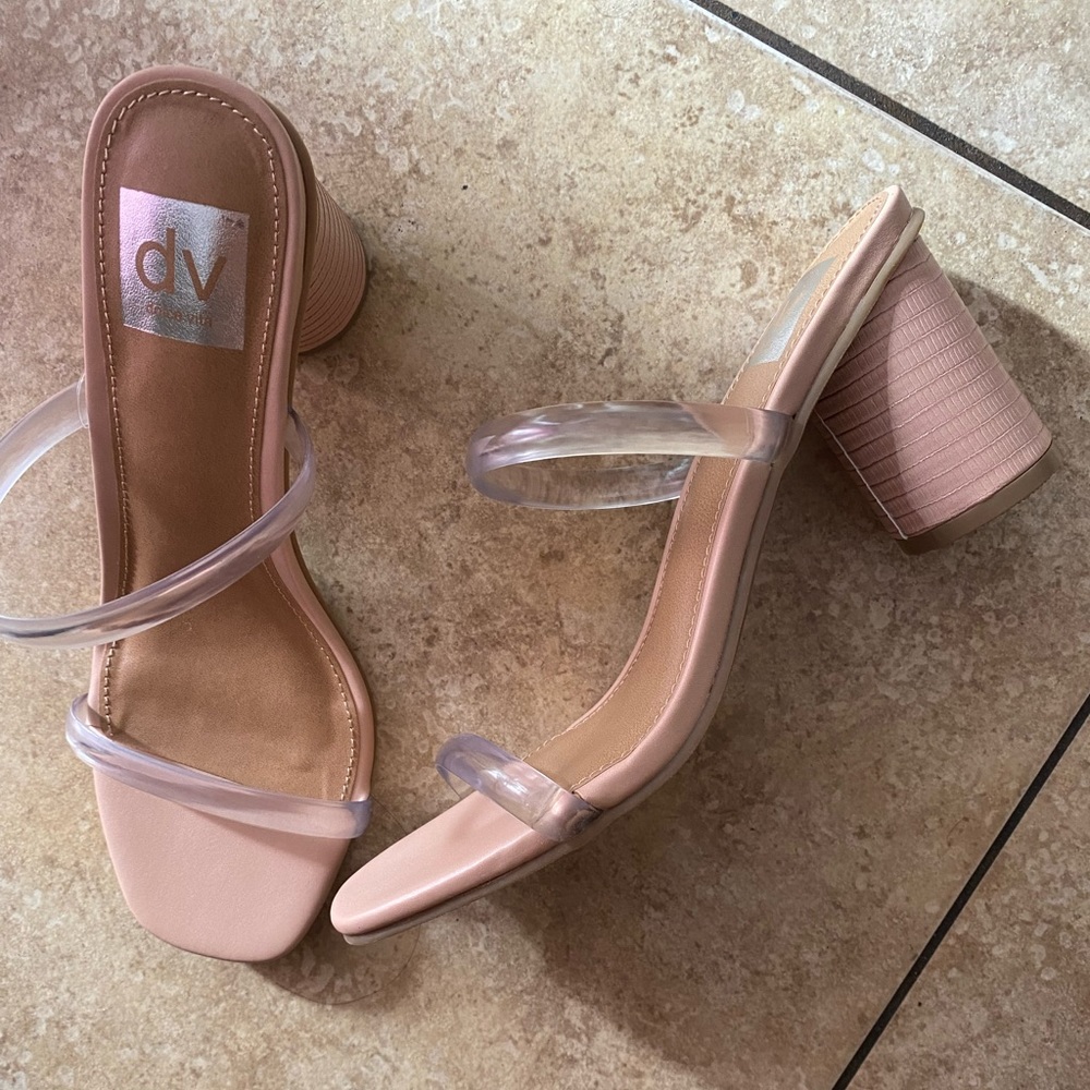 DV Dolce Vita Merrick Strappy Round Block Sandal